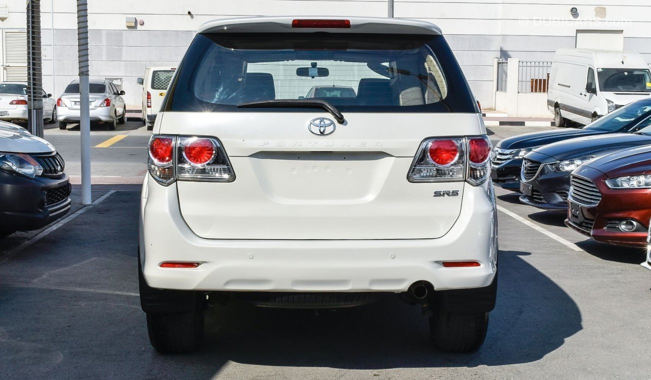 Toyota Fortuner SR5