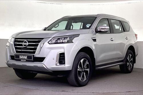 Nissan XTerra Platinum | Guaranteed Warranty | 0 Down Payment