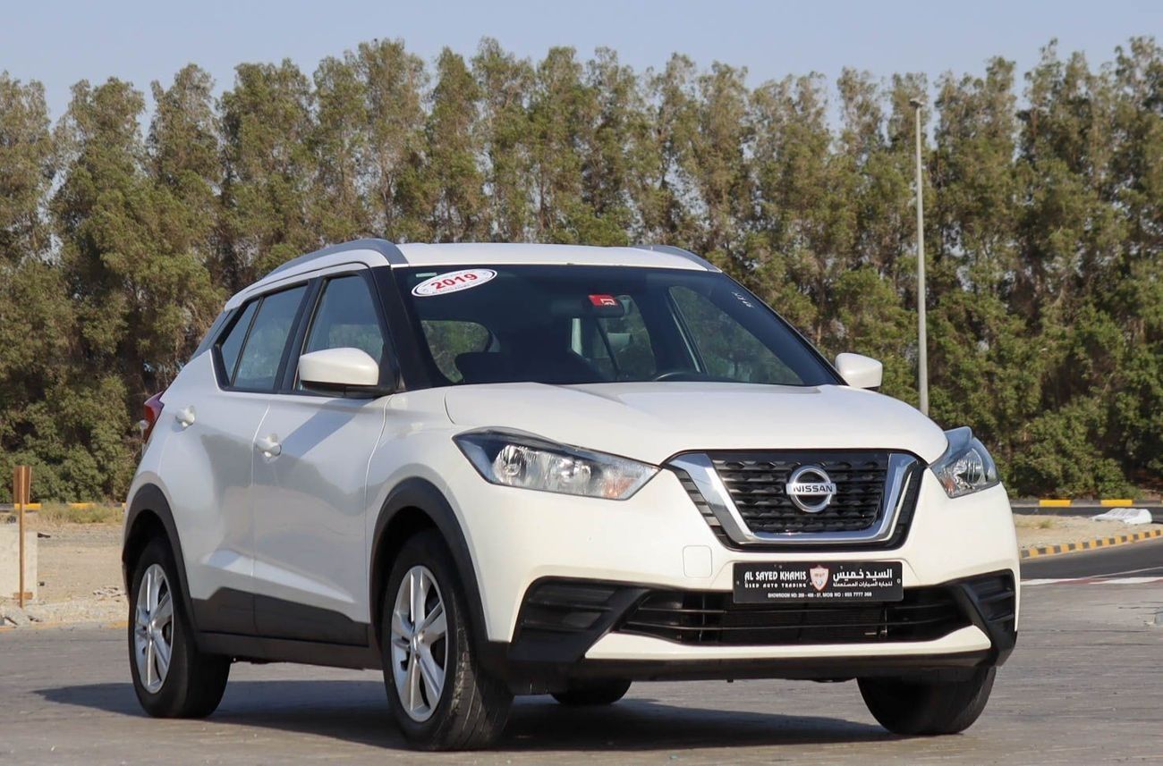 نيسان كيكس S 1.6L Nissan kicks 1.6 L 2019 GCC accident free in excellent condition 670 P.M.