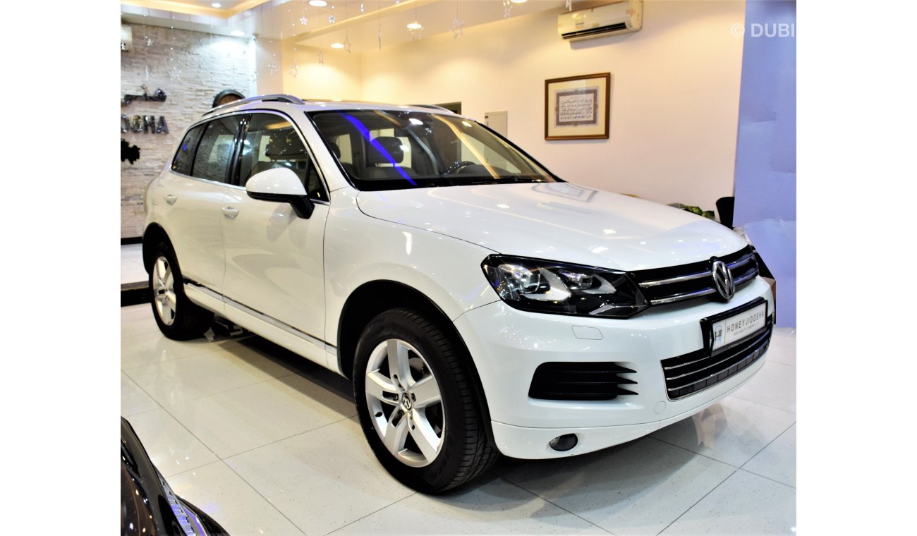 فولكس واجن طوارق ONLY 84000 Km! 2015 Model With Service History! GCC Specs