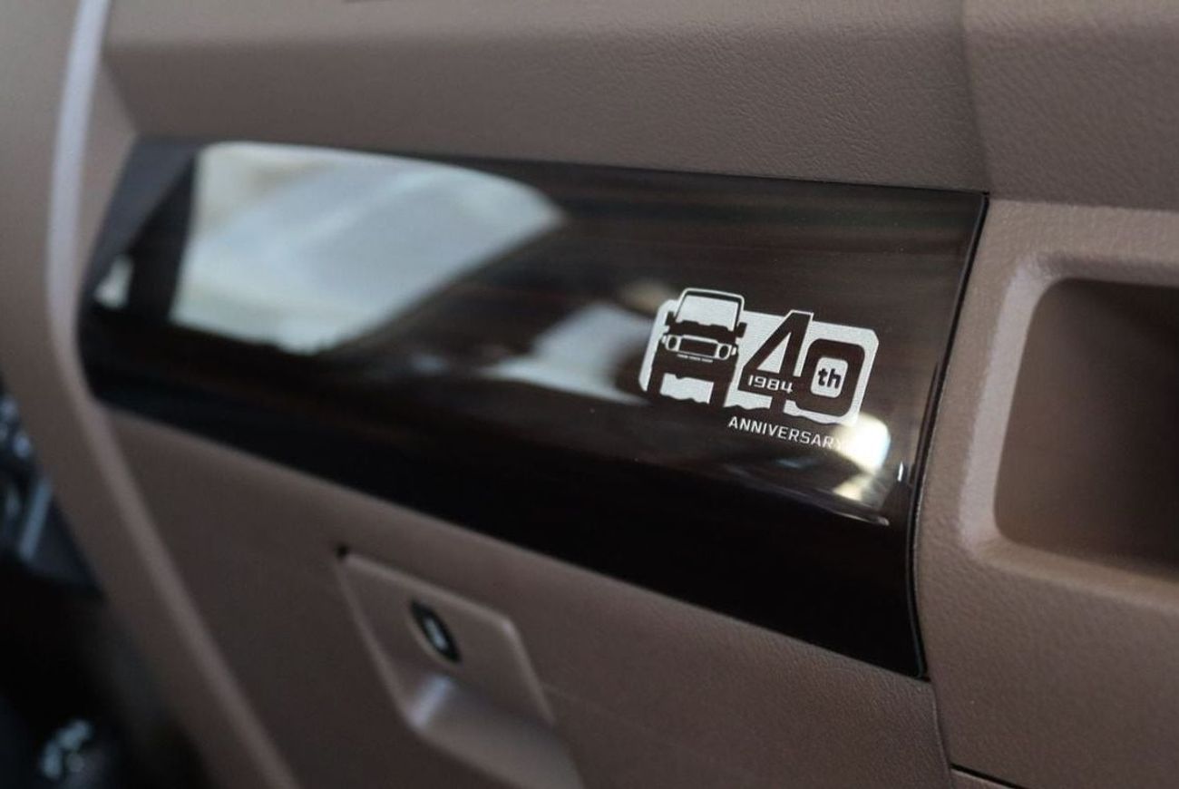 Toyota Land Cruiser GRJ76 4.0 V6 AUTOMATIC FULLY LOADED