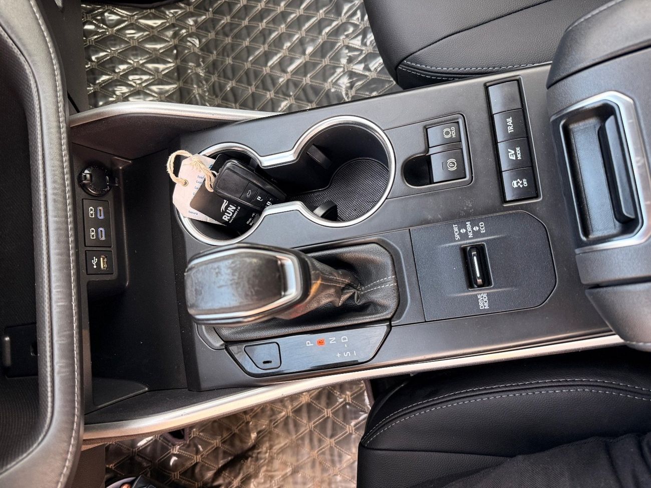 تويوتا هايلاندر GLE 2.5L