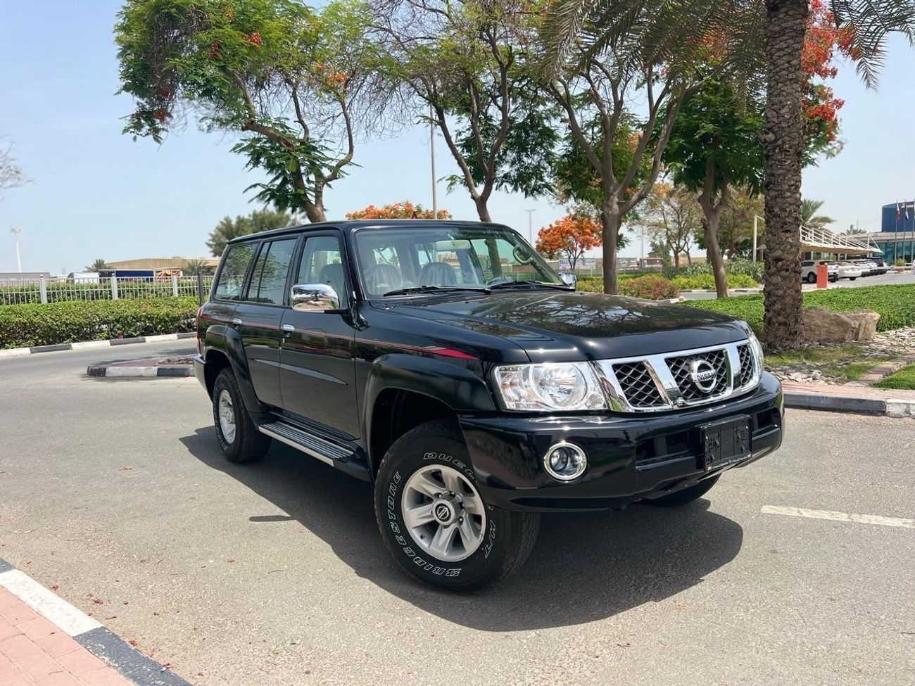 نيسان باترول سفاري Safari 4.8L A/T