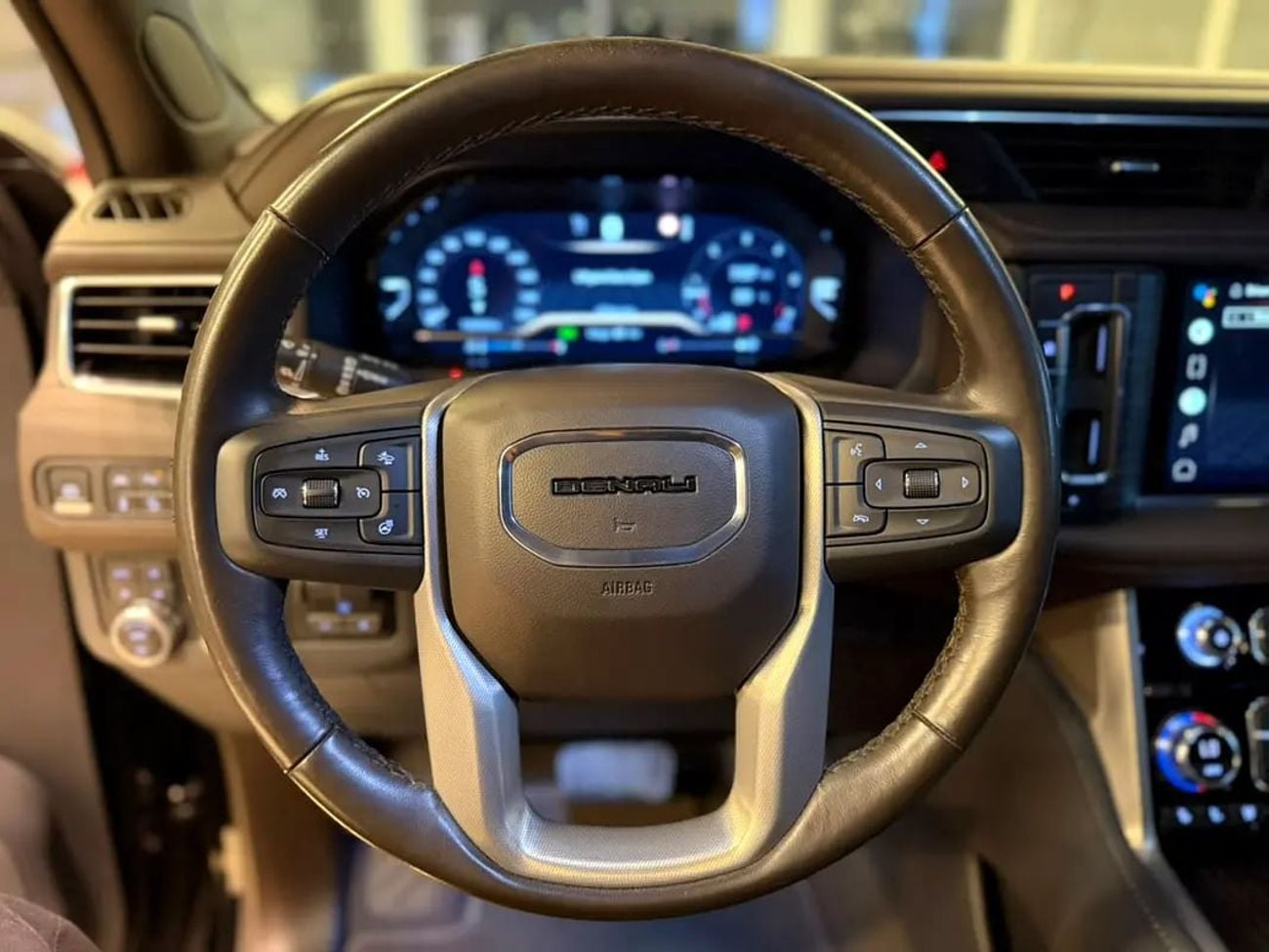جي أم سي يوكون DENALI | GCC Specs | V8 | Luxury SUV | Full Option | Excellent Condition