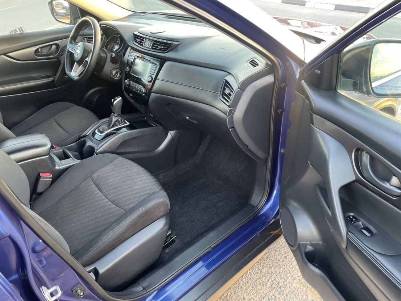 نيسان روج 2019 Nissan Rogue S MidOption 2.5L V4 - Multi Drive Mode - Rear CAM -