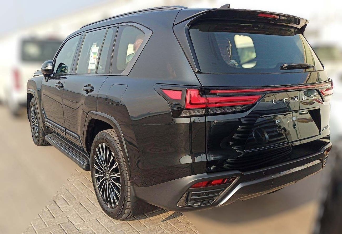 لكزس LX 700h