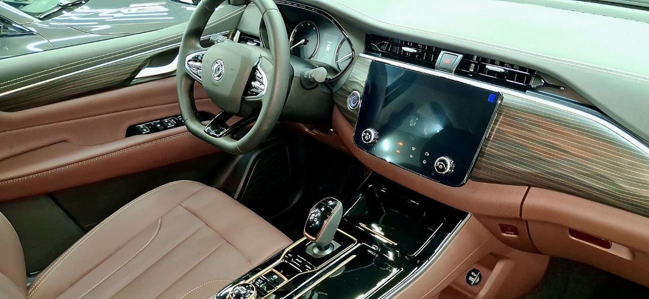 سبروس X300 Spruce X300  4WD By Nissan Company