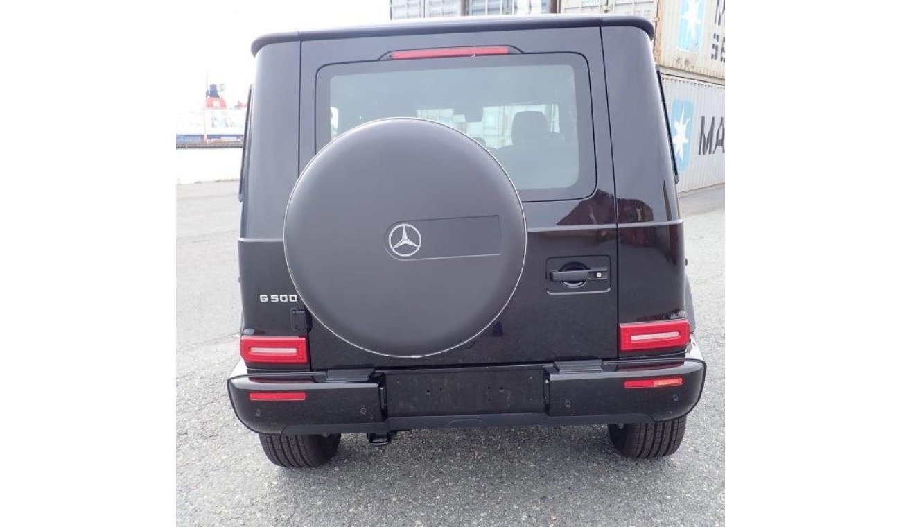 Mercedes-Benz G 500