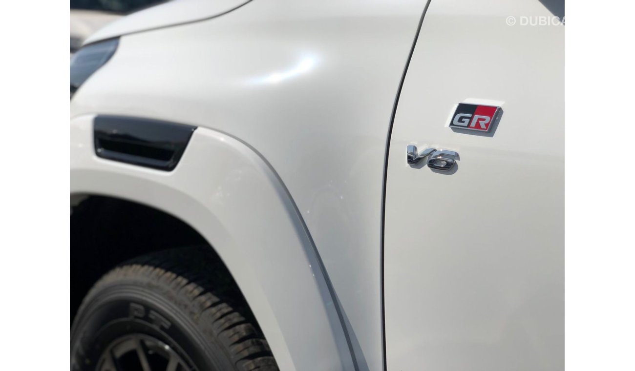 تويوتا هيلوكس TOYOTA HILUX GR 4.0L