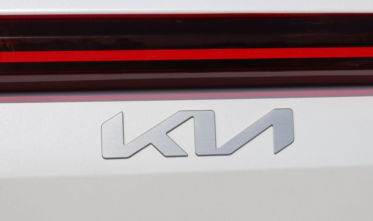 Kia Sonet EX 1.5L Kia Sonet 2025 - GCC - Accident-free - 1.6  - Low mileage - Excellent condition