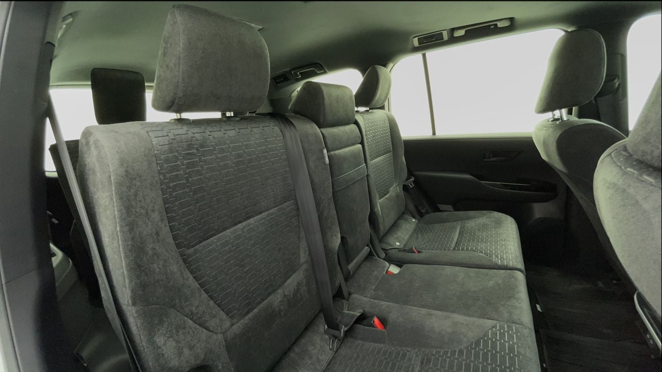 تويوتا لاند كروزر GXR 4 | بدون دفعة مقدمة | اختبار القيادة في المنزل