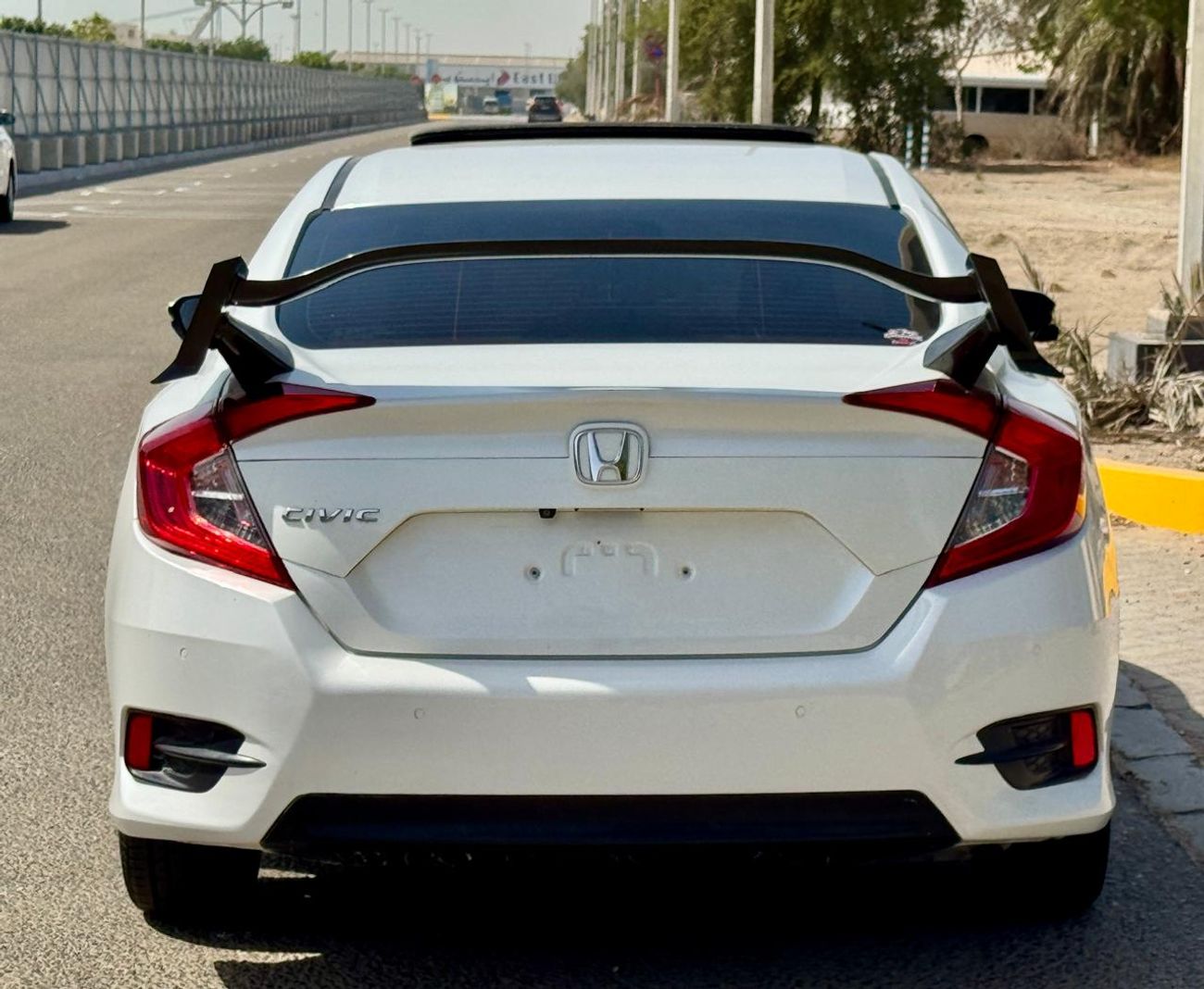 Honda Civic LX 2.0L 1270x24-Monthly l GCC l Sunroof. Cruise, Camera l Accident Free