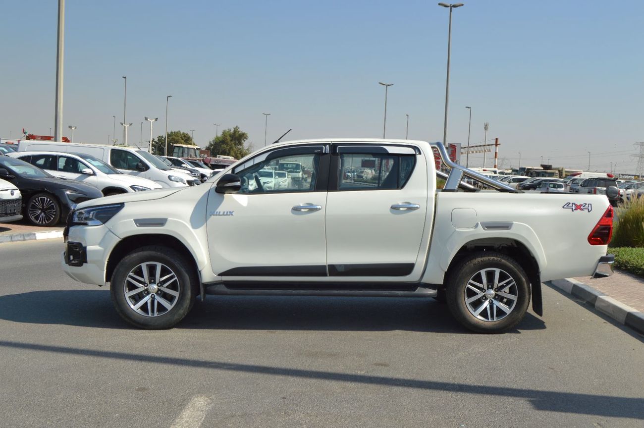 Toyota Hilux Double cabin 2.8L, perfect inside and outside