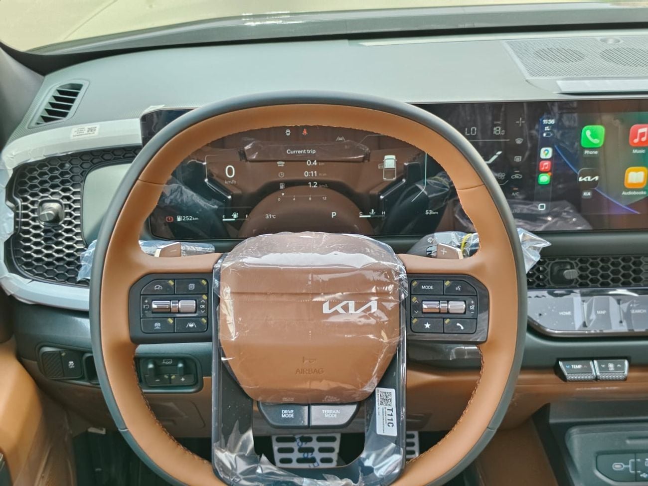 كيا تسمان Kia Tasman X PRO 2.5L Turbo 2026 – فل أوبشن | 2.5 لتر تيربو | بيج خارجي | داخلية بني
