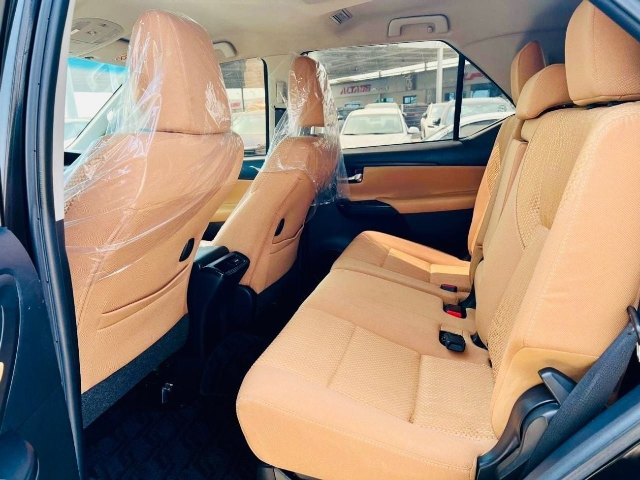 تويوتا فورتونر EXR 2.7L (164 HP) Toyota fortuner V4 2.7 clean and nice