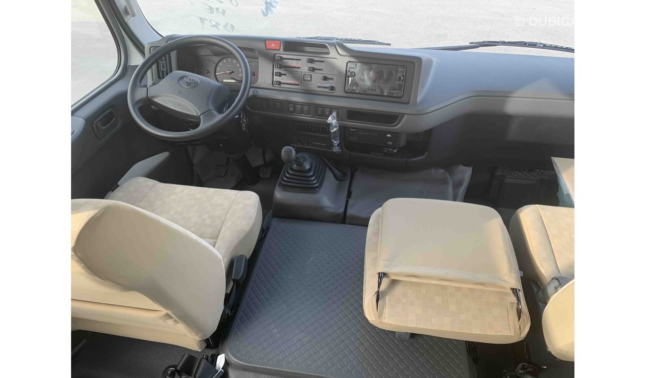 تويوتا كوستر ( 4.2 DIESEL )30 ORIGINAL SEATS WITH AUTOMATIC DOOR WITH MIC