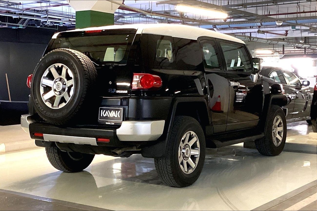 Toyota FJ Cruiser GXR | Guaranteed Warranty | 0 Down Payment