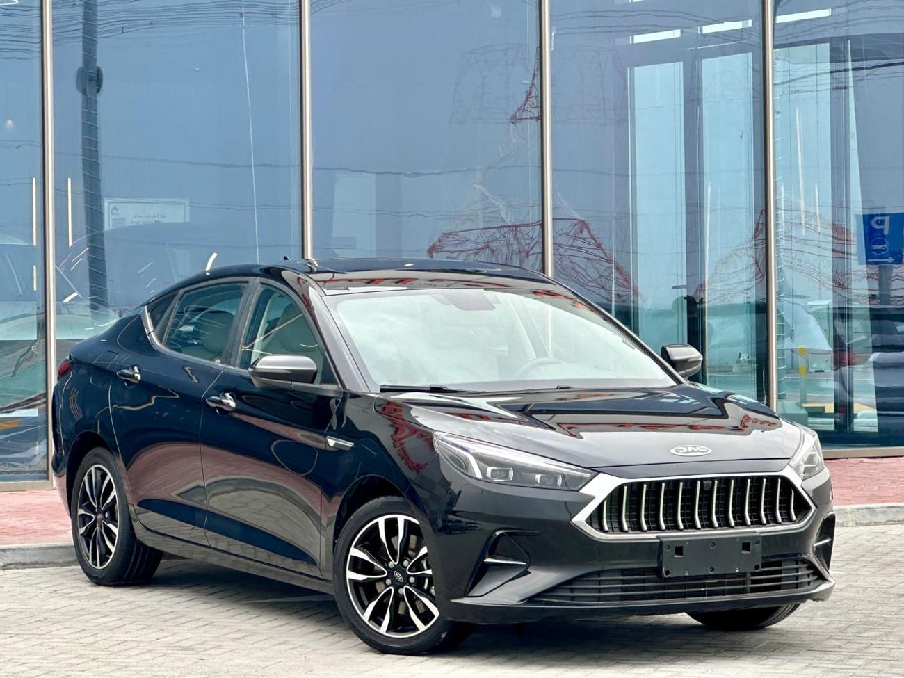 JAC J7 535-Monthly l GCC l Cruise, Sunroof, Leather Seats l Accident Free