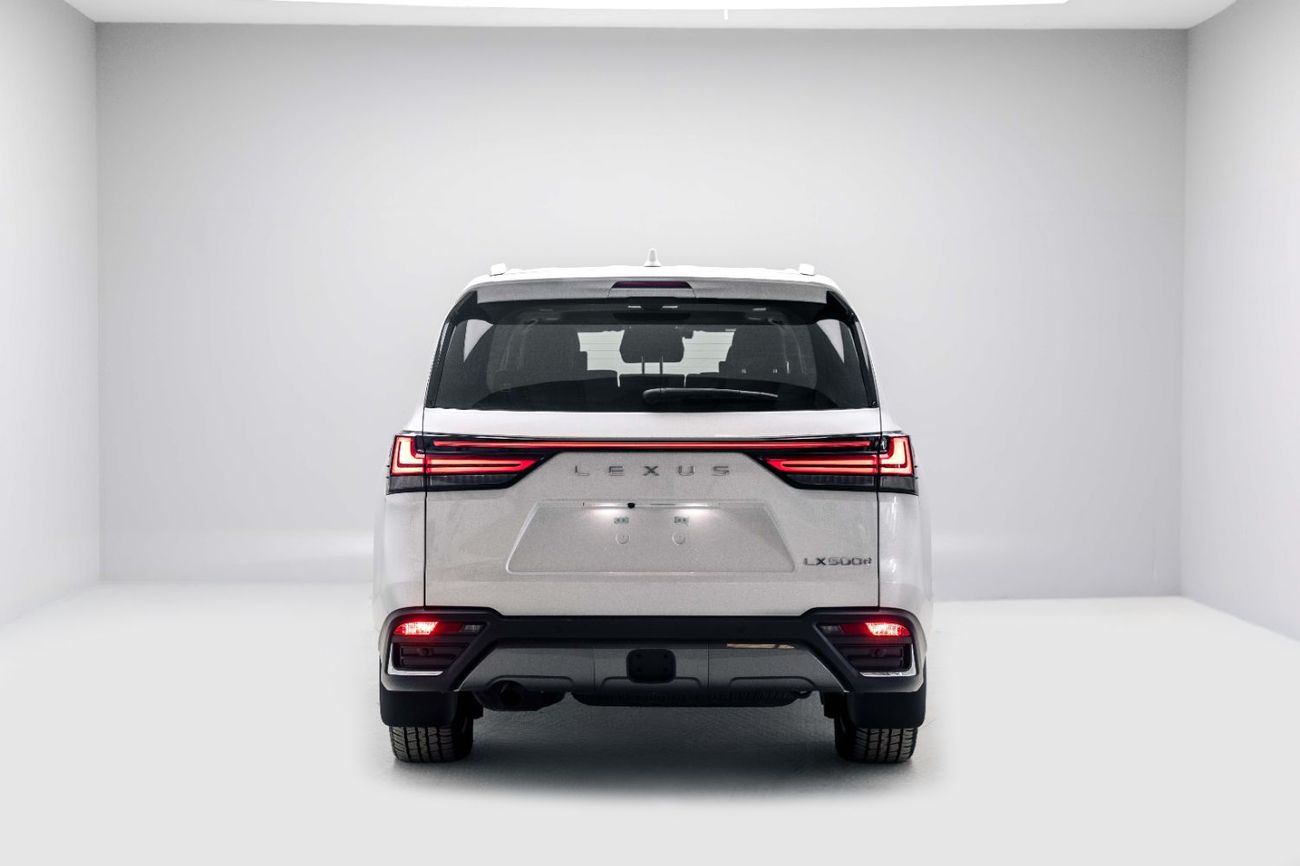 لكزس LX 500 D 3.3L Diesel - Sonic Quartz Inside Crimson | Export Only