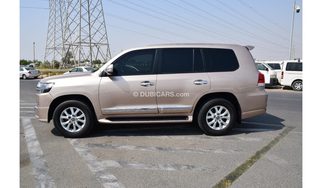 تويوتا لاند كروزر GXR