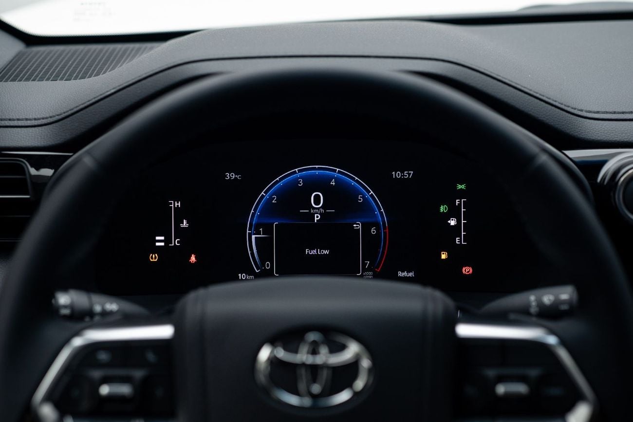 Toyota Land Cruiser GXR MID 4.0L - Platinum White Inside Black | Export Only