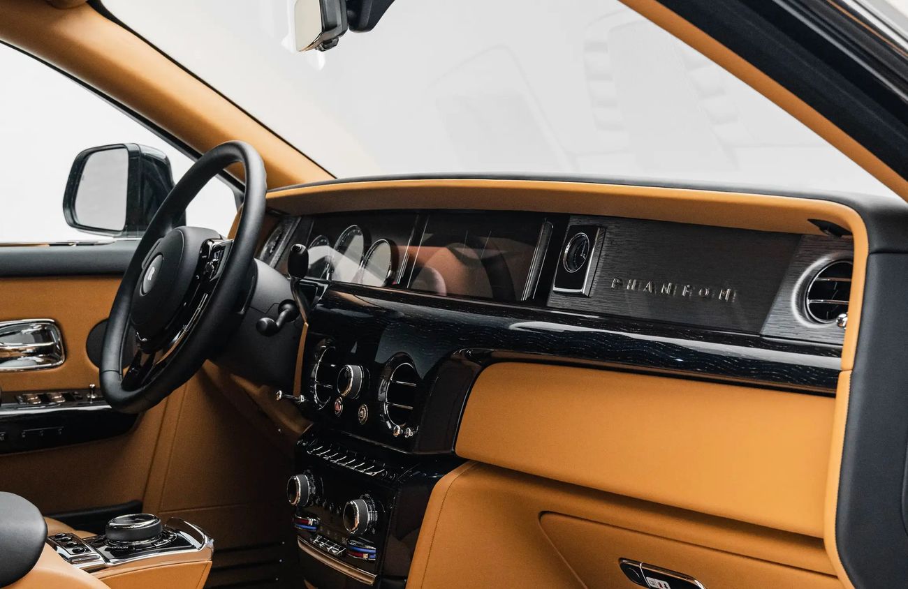 رولز رويس فانتوم 6.75L V12 Twin-Turbocharged Engine | Warranty