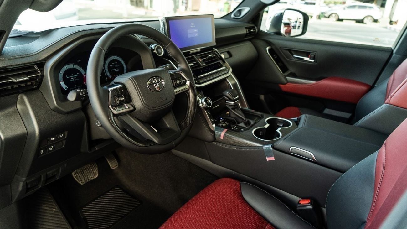 Toyota Land Cruiser VXR 3.5 TT || 2026