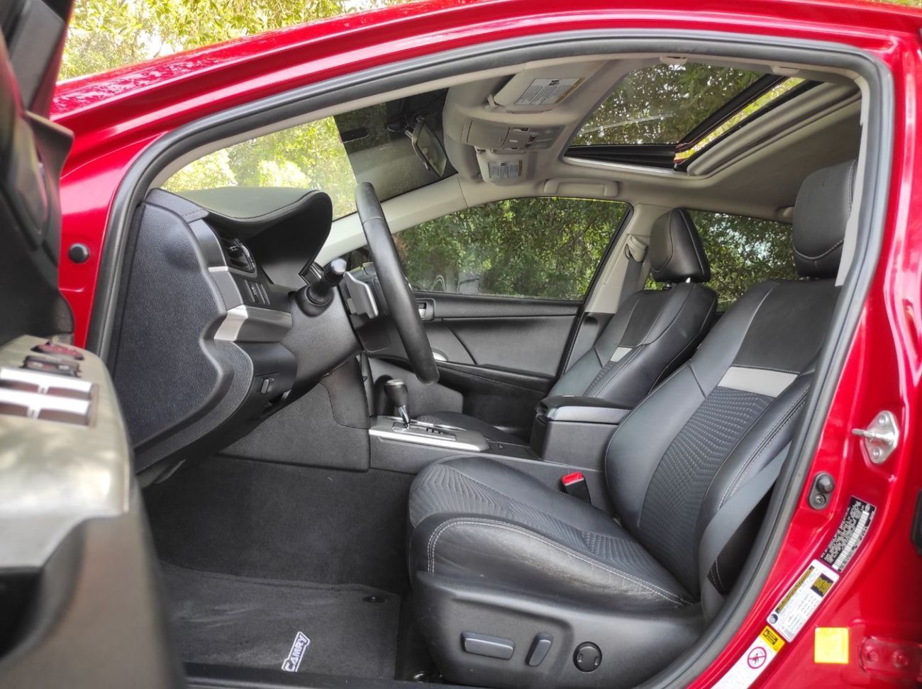 Toyota Camry GLX+ 2.5L Toyota Camry 2014 V4 2.5 Full options no1