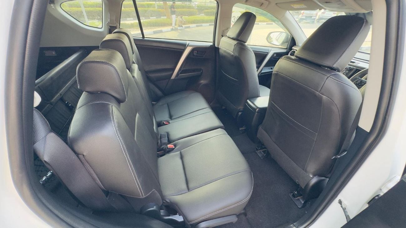 Toyota RAV4 GOOD CONDITION | 2.2L DIESEL ENGINE | RHD | LEATHER SEATS | AT | 2018 | REAR VIEW CAMERA