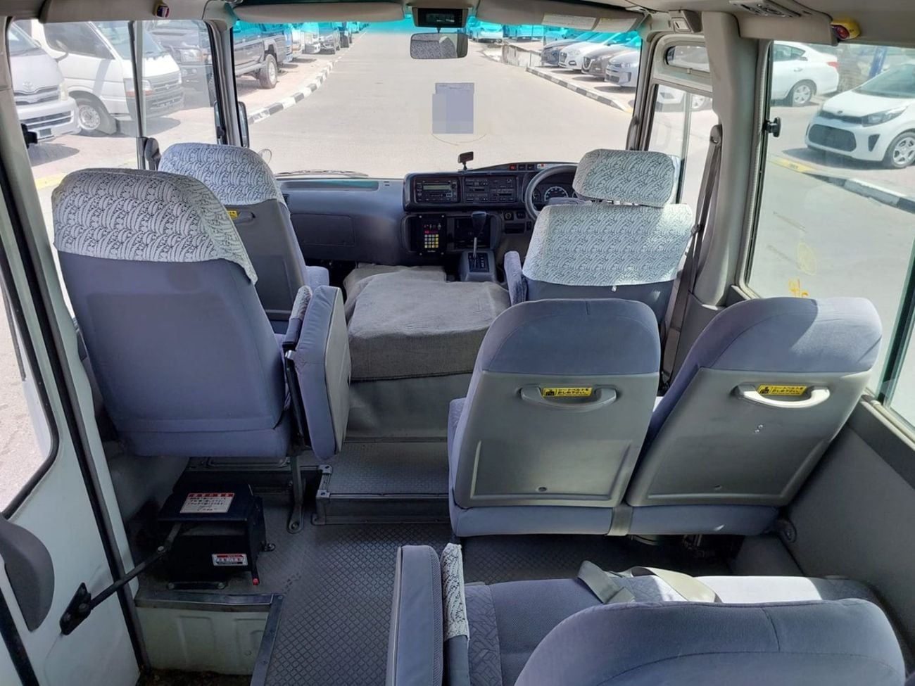 Toyota Coaster TOYOTA COASTER BUS RHD 2010 MODEL 4.0 L DIESEL AUTOMATIC(PM55303)