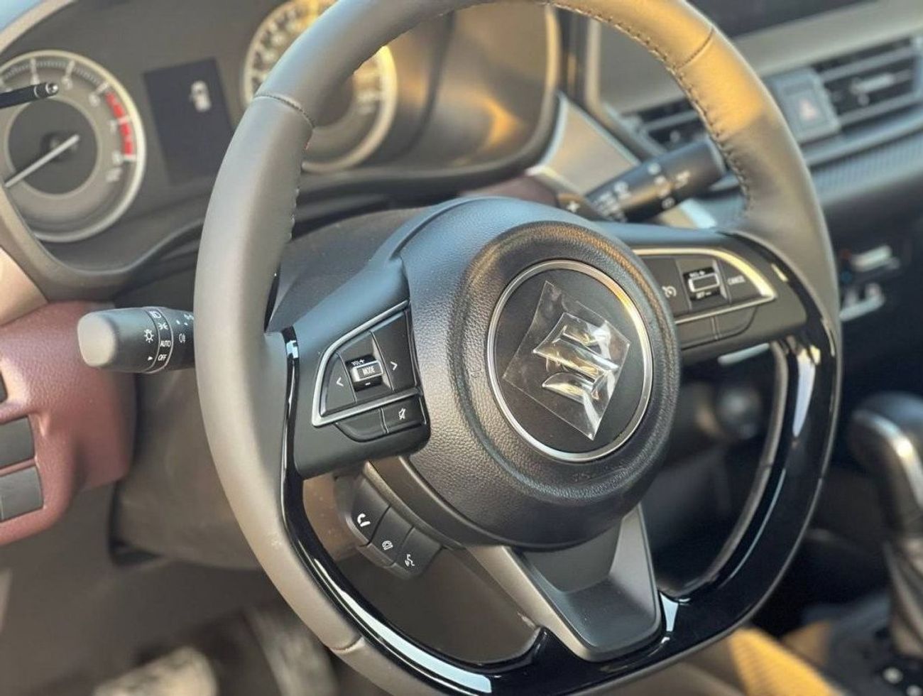 سوزوكي فرونكس GL 1.5L HYBRID A/T // 2024 // خيار وسط مع نظام تثبيت السرعة، كاميرا خلفية // عرض خاص // من FORMULA A