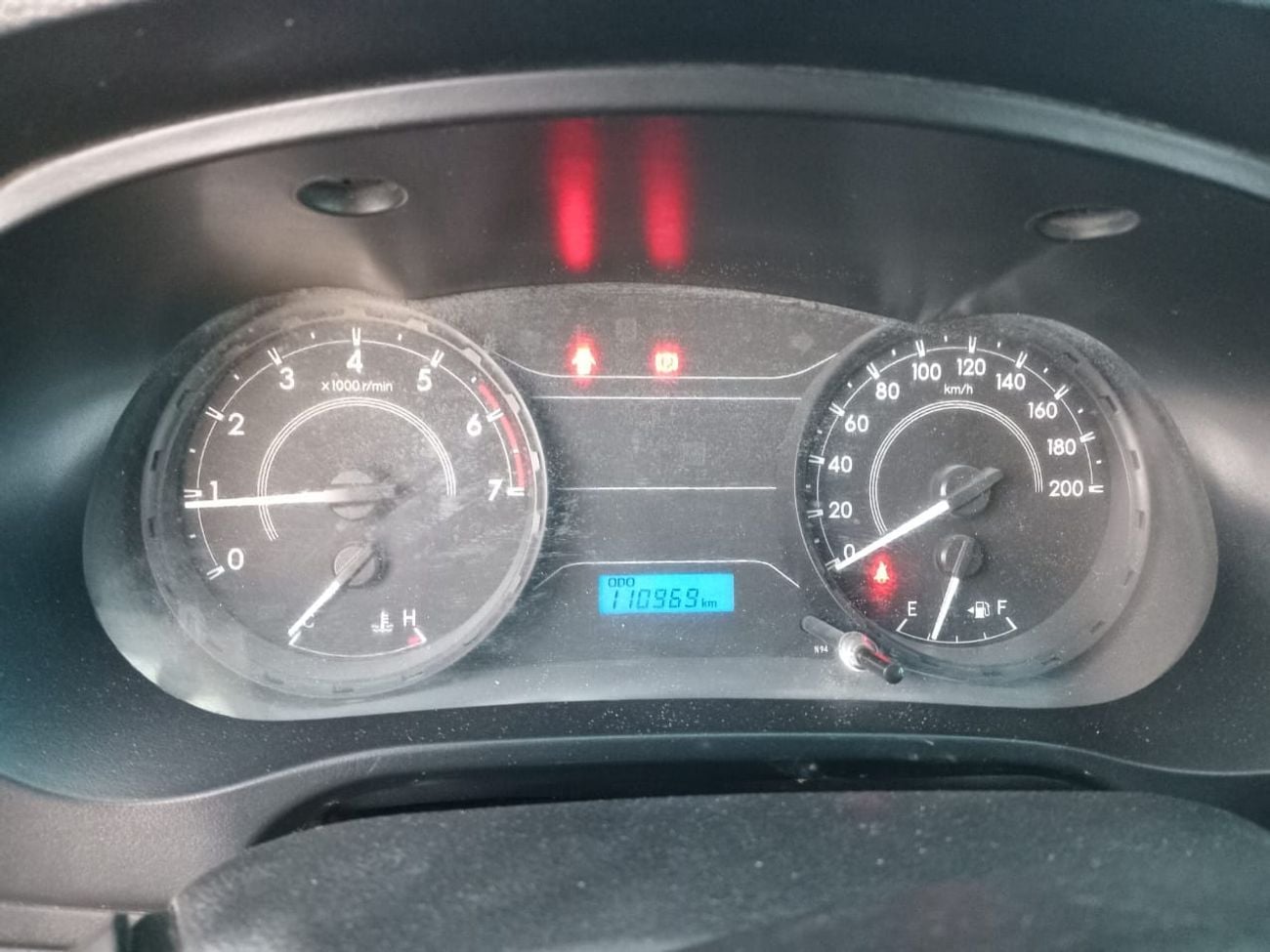 تويوتا هيلوكس DC 2.7L 4WD PETROL MANUAL TRANSMISSION