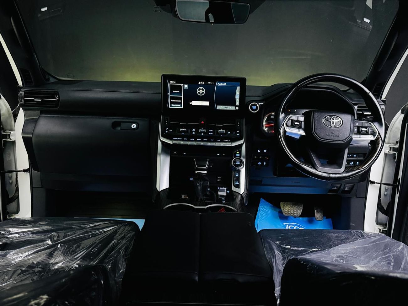 Toyota Land Cruiser Sahara( top of the line trim) RHD 3.3L V6 Twin-Turbo Diesel Engine Automatic Gear 4WD 7 Seats 5 Door