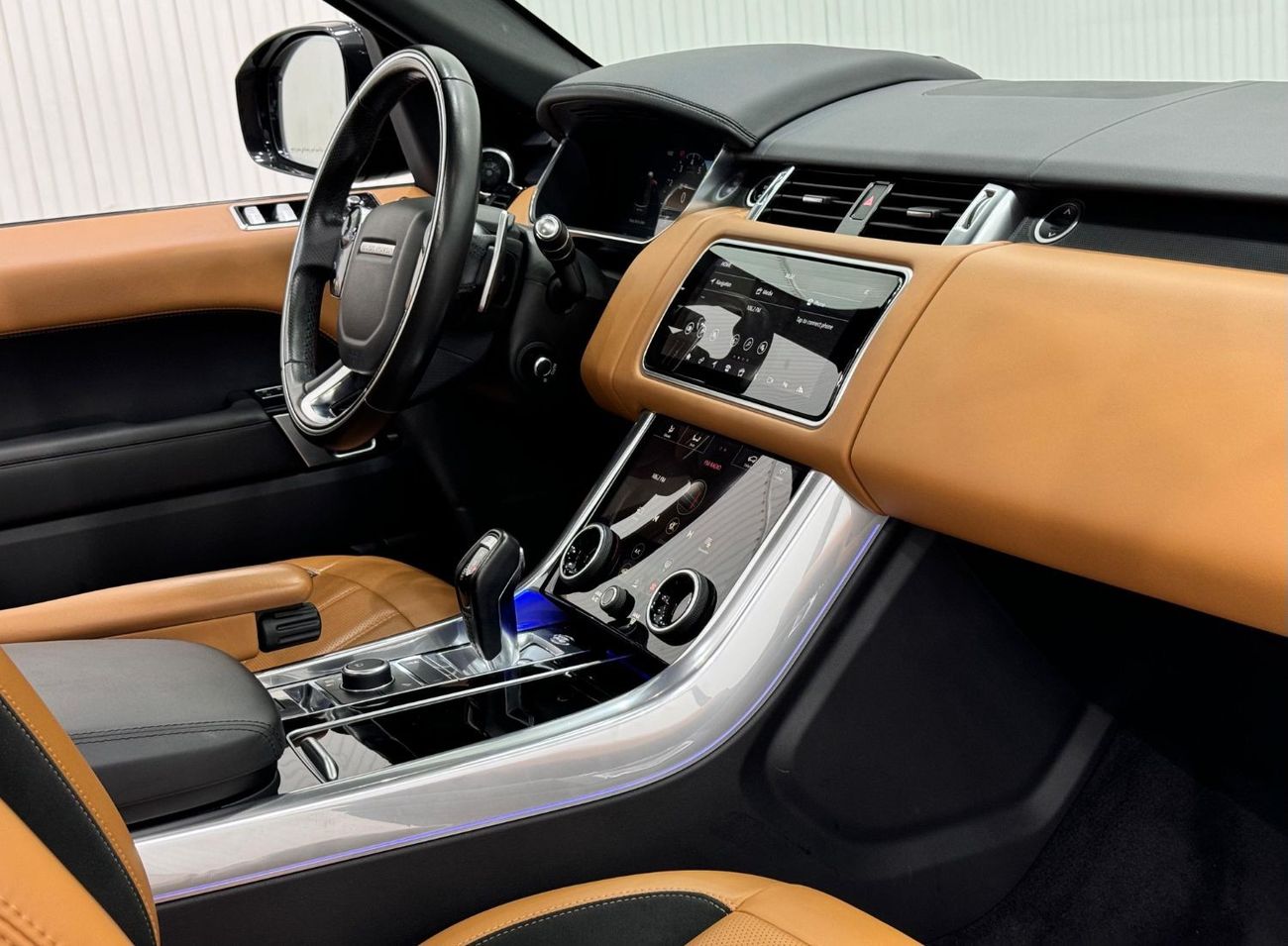 Land Rover Range Rover Sport 2018 Range Rover Sport HSE V6, Warranty, Full Range Rover Service History, Excellent Condition, GCC