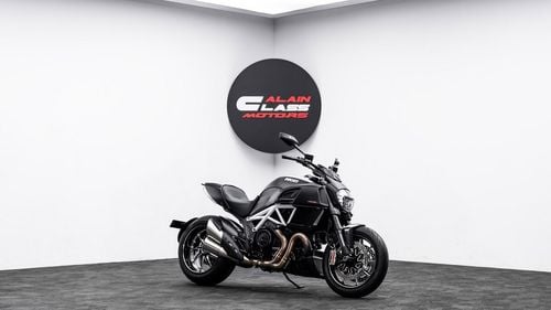 اخرى Ducati Diavel Carbon 2015 - GCC