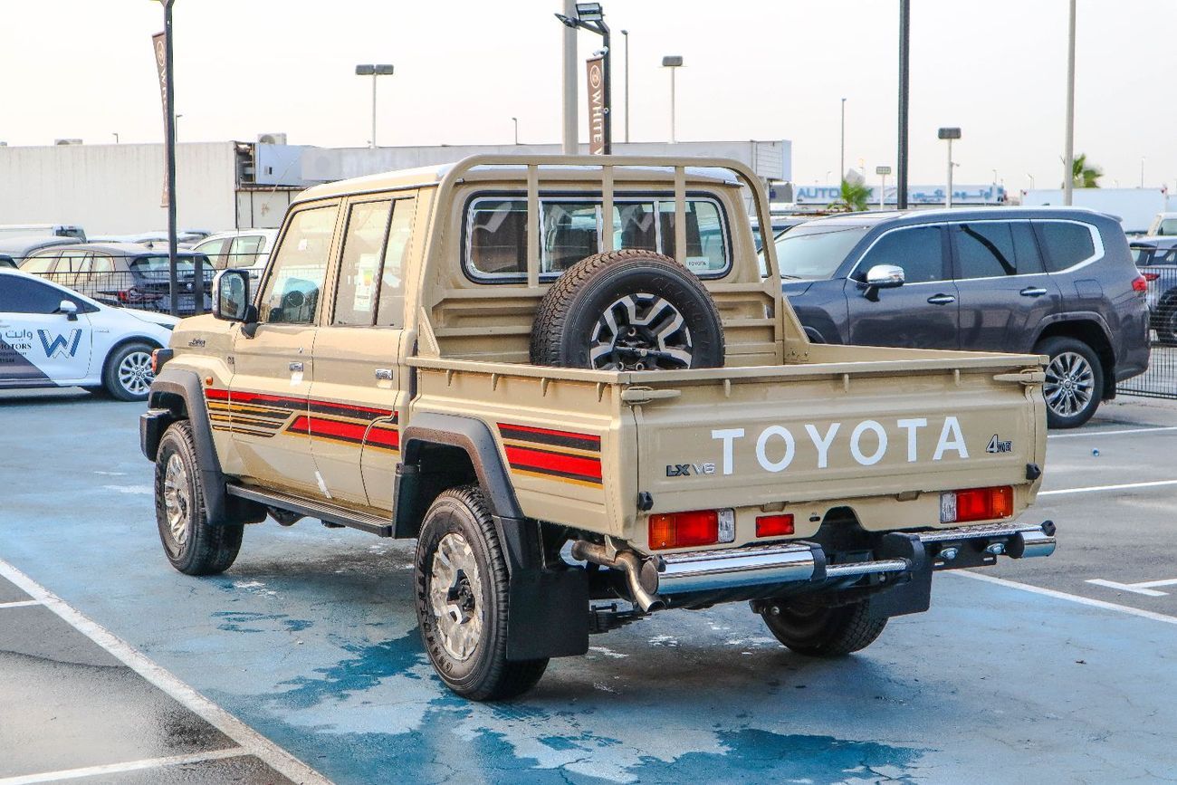 تويوتا لاند كروزر بيك آب Std 4.0L Double Cab Utility 4WD