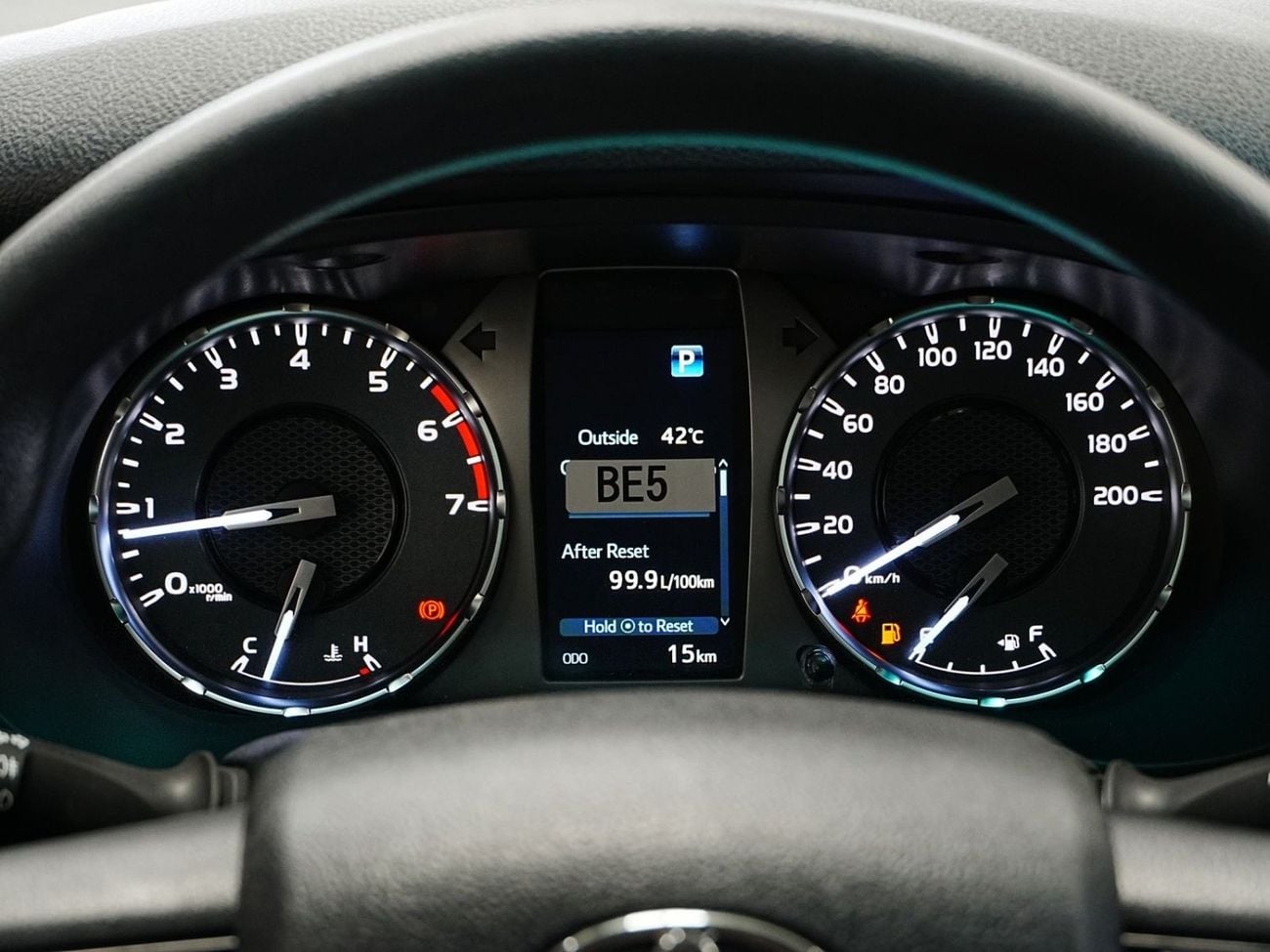 Toyota Hilux SR5 2.7 Automatic Full option 2026