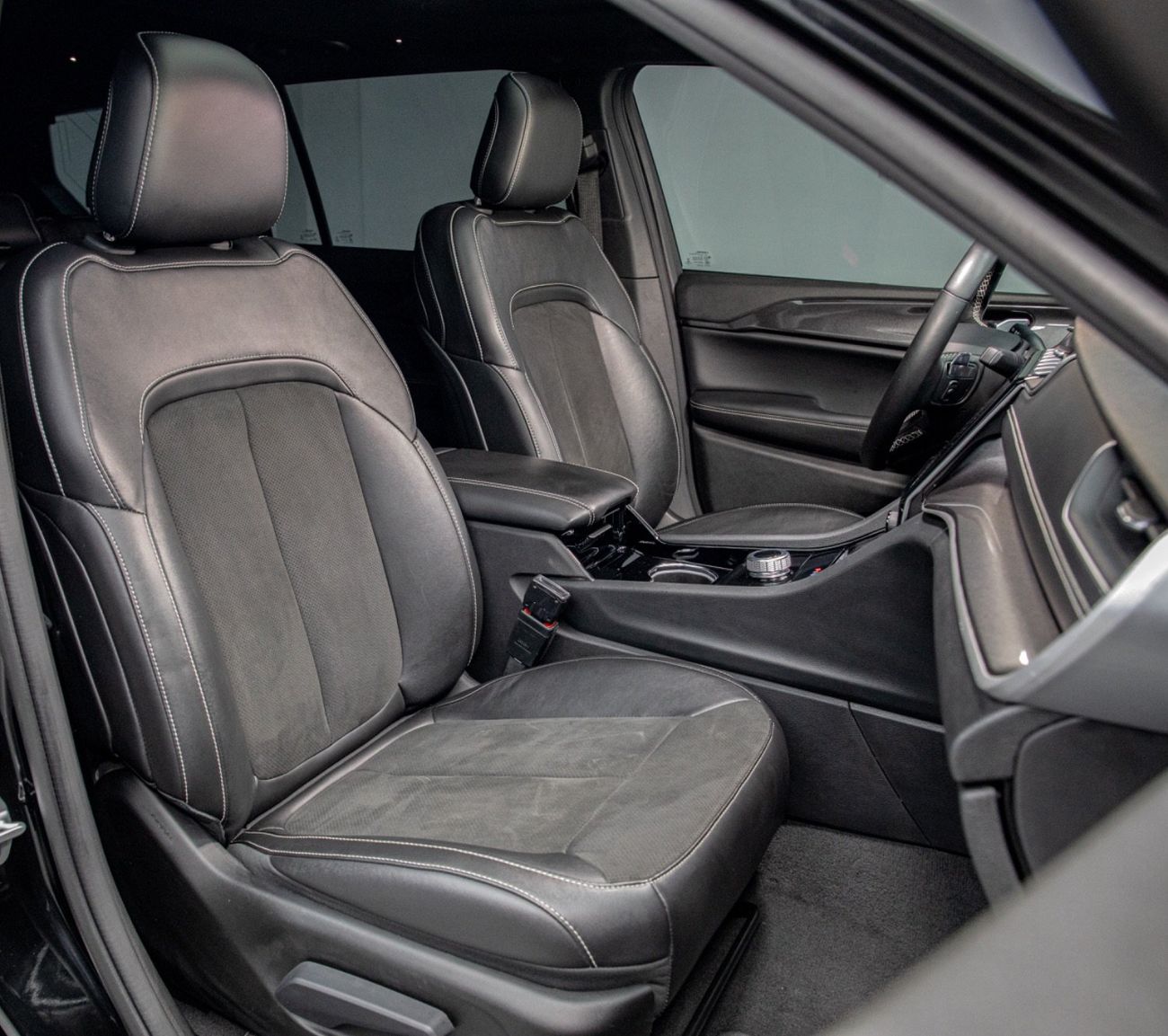 جيب جراند شيروكي Altitude 3.6L