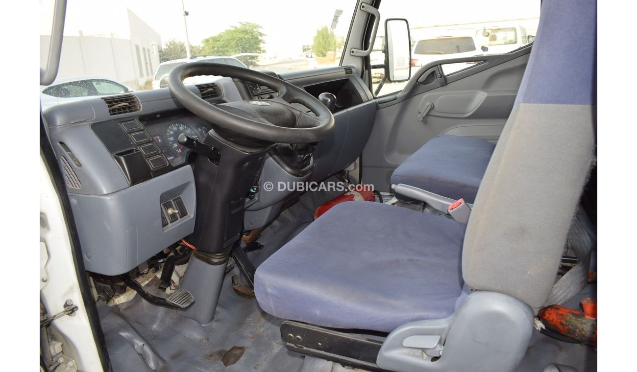 Mitsubishi Fuso Canter Mitsubishi Canter Thermoking T600 Freezer, Model:2016. Excellent condition