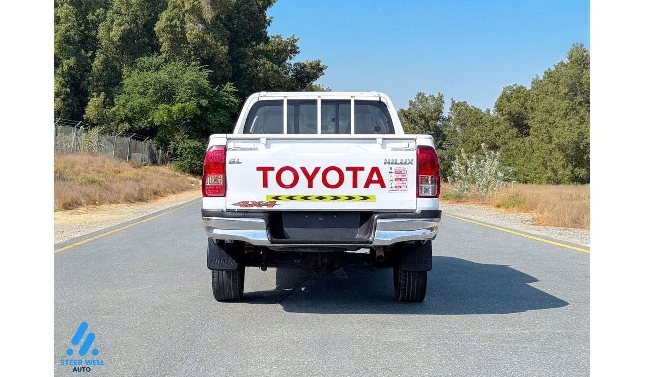 Toyota Hilux GL 2.7L Double Cab Utility 4WD MT  Reliable Condition / GCC Specs / Ready to Drive / Book Now!
