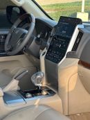 Toyota Land Cruiser GXR 4.0L (271 HP) 4WD