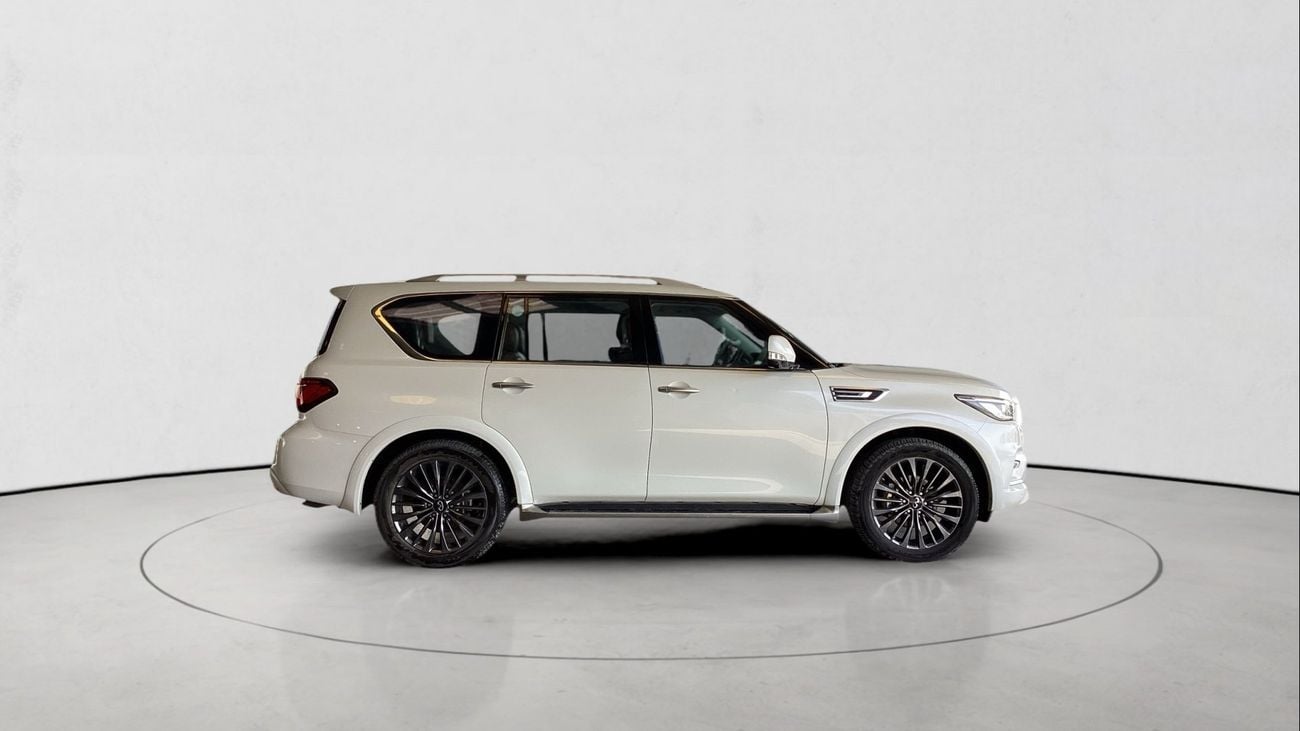 Infiniti QX80 LUXE SENSORY PROACTIVE 5.6 SENSORY AUTO 4WD 8 SEATS | Guaranteed Warranty | 0 Down Payment