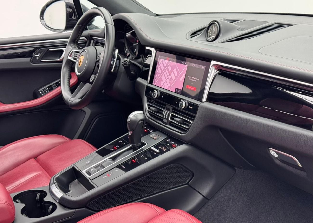 Porsche Macan STD 2023 Porsche Macan, Porsche Service History, 1 Year warranty, Excellent Condition, GCC