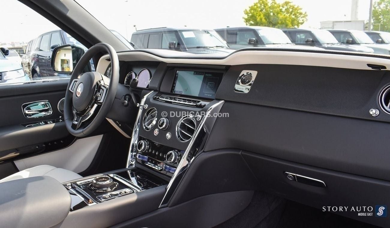 رولز رويس كولينان 6.75 V12 Aut  درهم السعر المحلي (شامل ضريبة القيمة المضافة والجمارك))