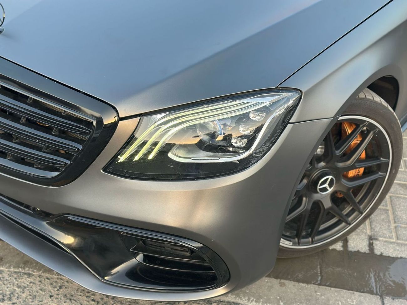 Mercedes-Benz S 63 AMG Std 4.0L (612 HP)