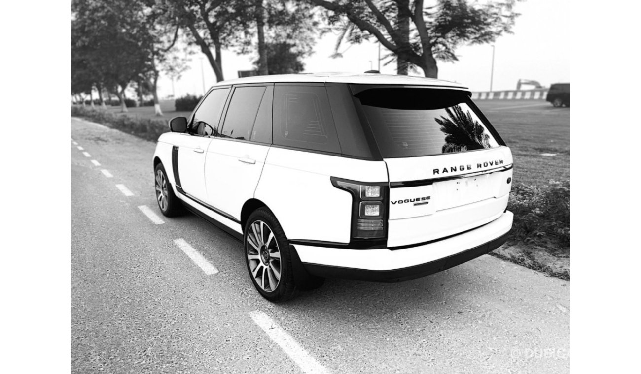 Land Rover Range Rover Vogue Supercharged At sama alsham used cars for sale