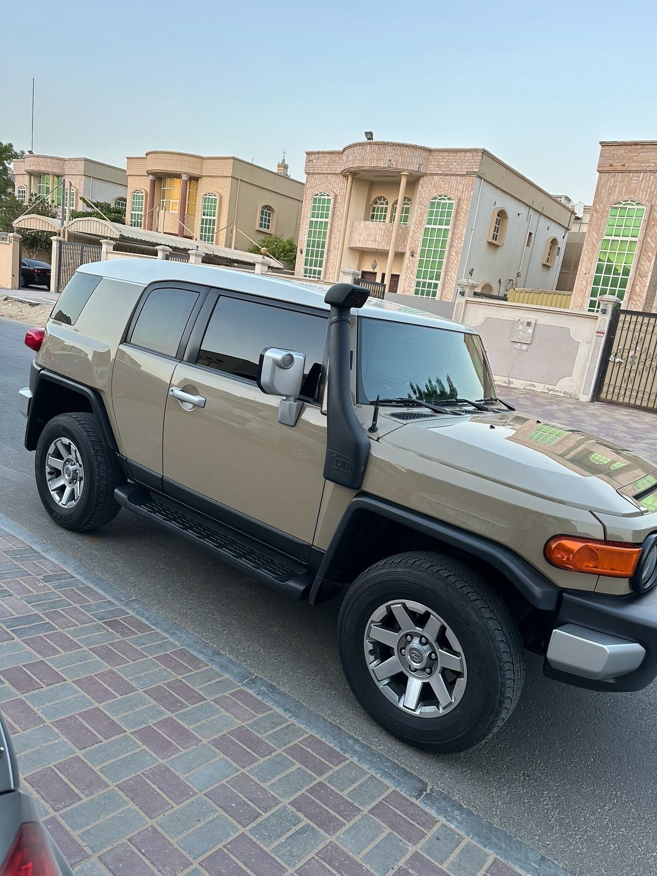 تويوتا إف جي كروزر