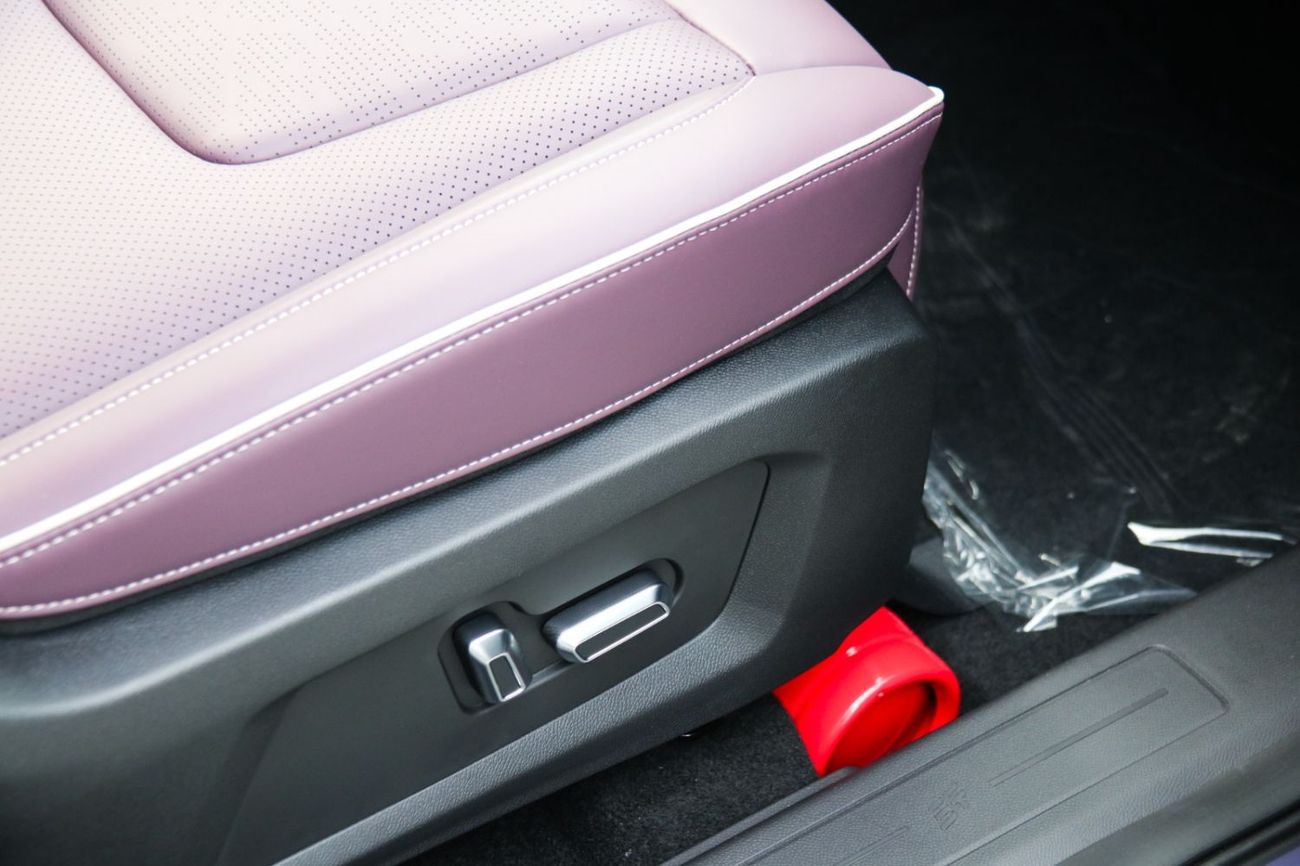 جيتور T1 JETOUR T1 2.0T 8AT LUX 5 SEATS 2026