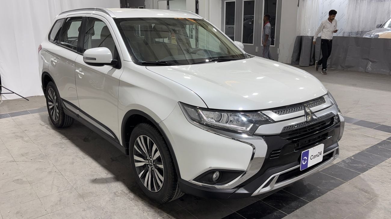 Mitsubishi Outlander 2023 GLX LOWLINE | AED 911/Month | 0 DP | 30 Day Return | Warranty | Service History