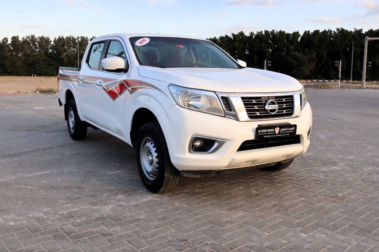 نيسان نافارا نيسان نافارا - خليجى - 2022 - بدون حوادث - محرك 2.5 - 2WD- دفع خلفى- بحاله ممتازه